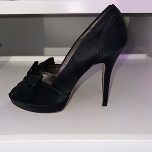Joan & David Black Heels Sz 10